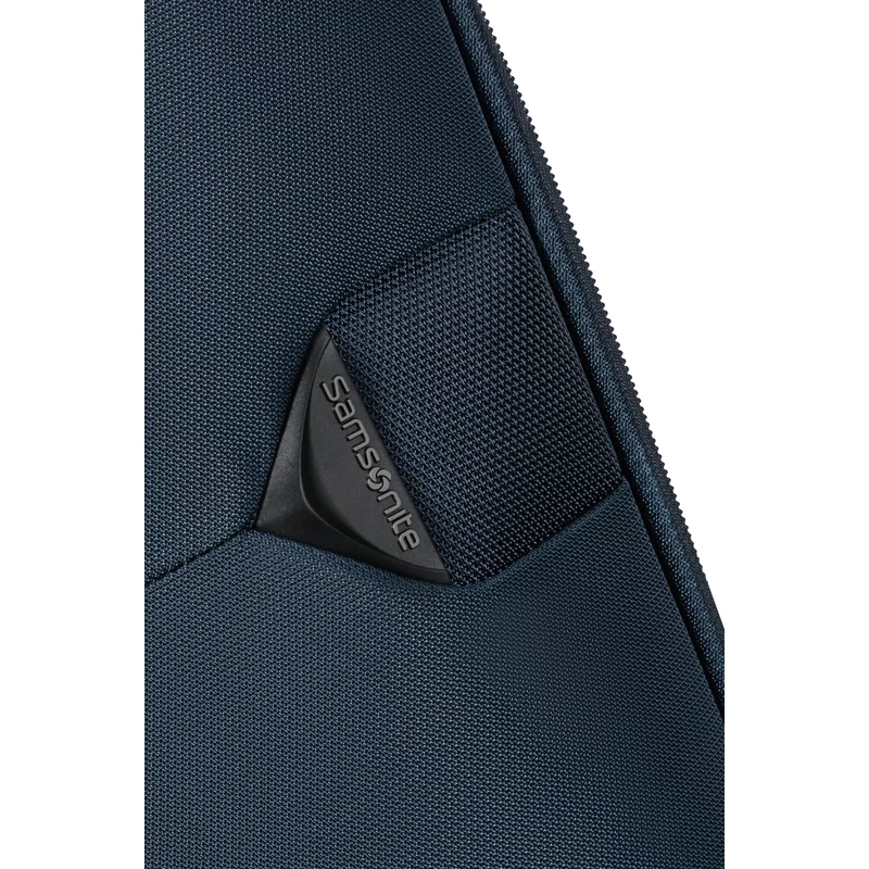 Samsonite Urbify spinner 4-kerekes bővíthető bőrönd 68 x 43 x 27/31 cm, sötétkék
